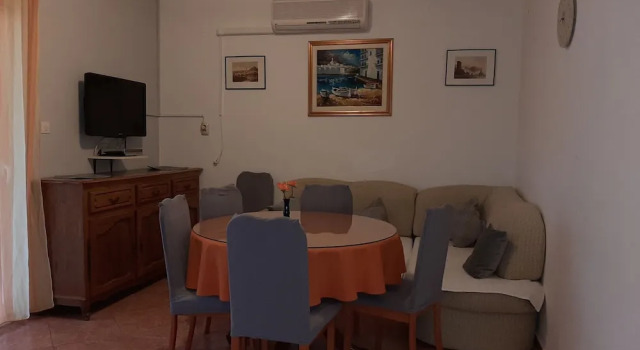 Apartments Jakov, Book Lejlighed Hoteller i Split Region med parkering, Parkering