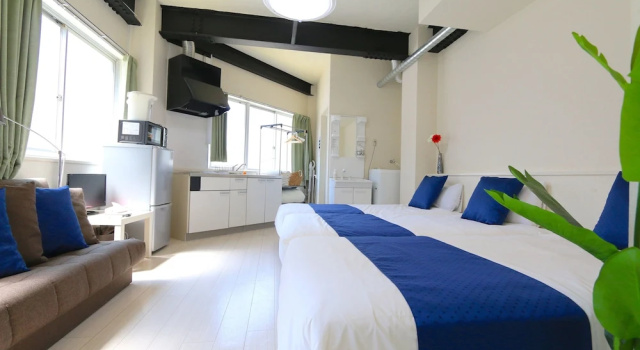 Четырёхместный номер Deluxe Liz Guest House Umeda