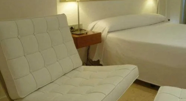 Hotel El Patiaz de la Reina Rana, Book Hotel Hotels in Aragon with Parking, Parking