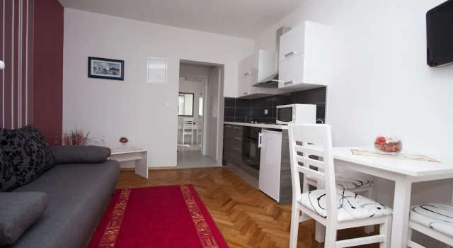 Апартаменты Comfort Guest house Burin