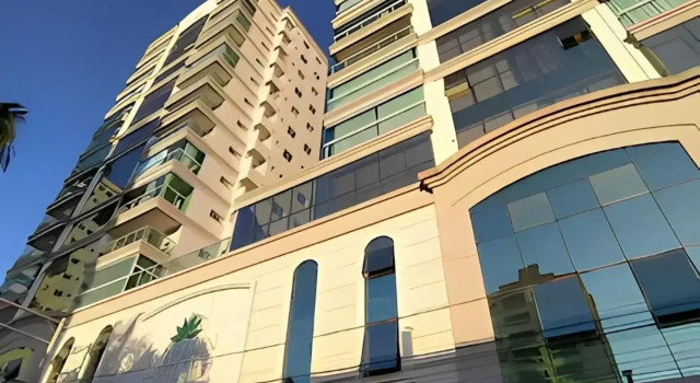 Apartamento fino acabamento 3 suítes e 2 garagens