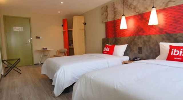 ibis Nanjing Tianyin Avenue