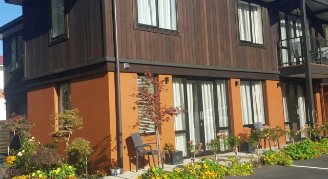 Shetland Court Apartments
