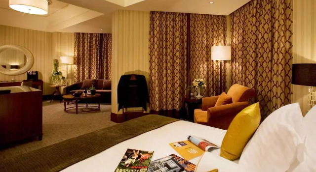 Полулюкс Wuhan Jin Jiang International Hotel
