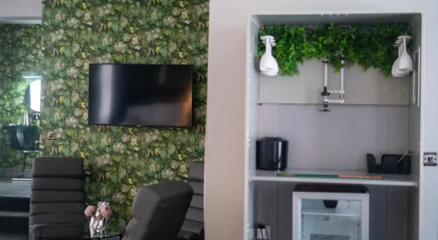 Люкс Hotel 105