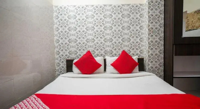 OYO 69076 Hotel Sweekar, Rezerwuj Hotel Shamshabad 