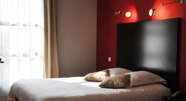 Двухместный номер Superior Hôtel les jardins du canal - piscine chauffée - solaire eco responsable - parking - garage - bornes électriques - accueil vélos - kids friendly