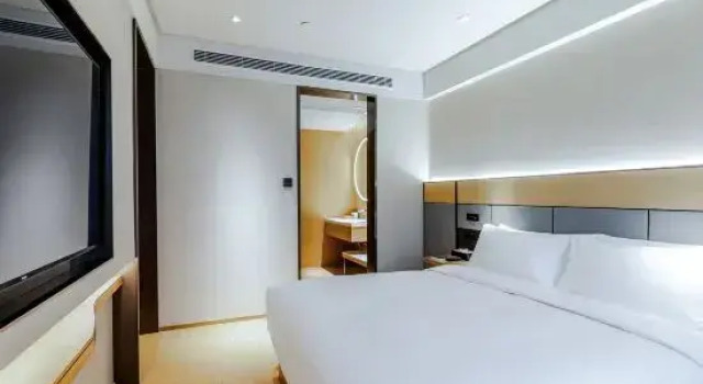 Люкс Ji Hotel Wuhan Optical Valley Chuangye Street