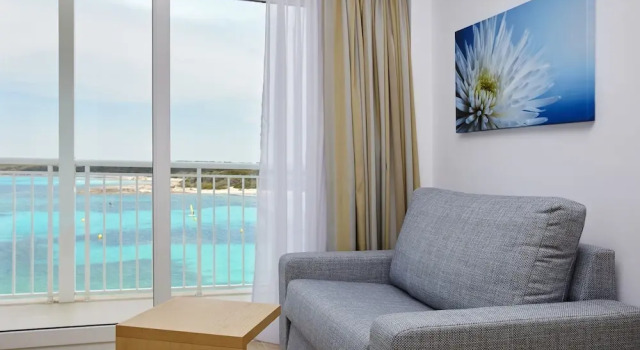 Superior Kahden hengen huone parvekkeella merinäköala Hotel Marqués