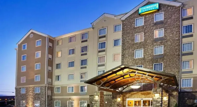 Кровать в общем номере Staybridge Suites Chattanooga-Hamilton Place by IHG