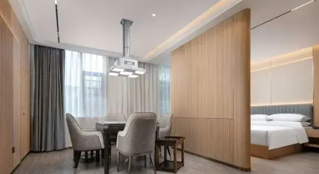 Люкс Deluxe Vienna Hotel Changsha Mawangdui Branch