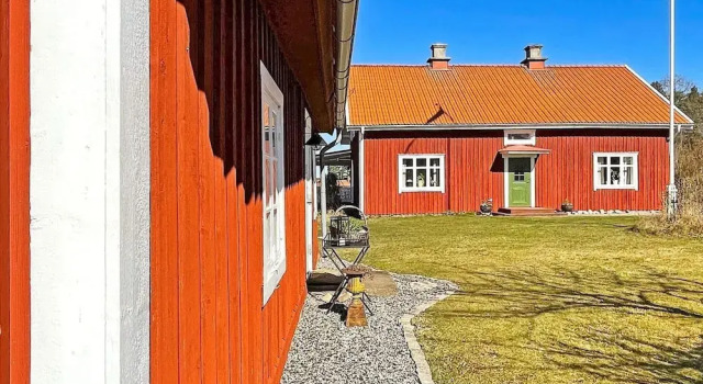 Коттедж 4 Star Holiday Home in Mariestad