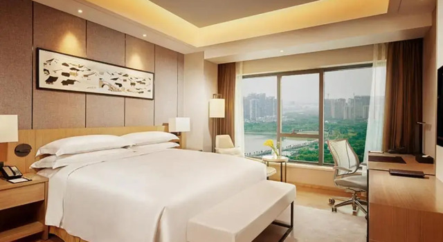Люкс с 2 комнатами Hilton Suzhou