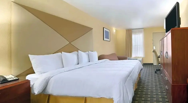 Номер Days Inn by Wyndham Brunswick/St. Simons Area