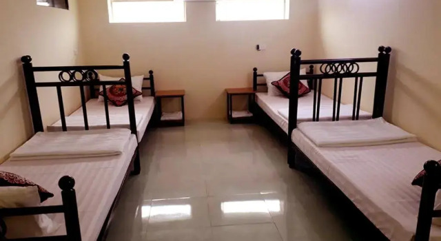 Кровать в общем номере Ninh Binh Riverside Homestay 2