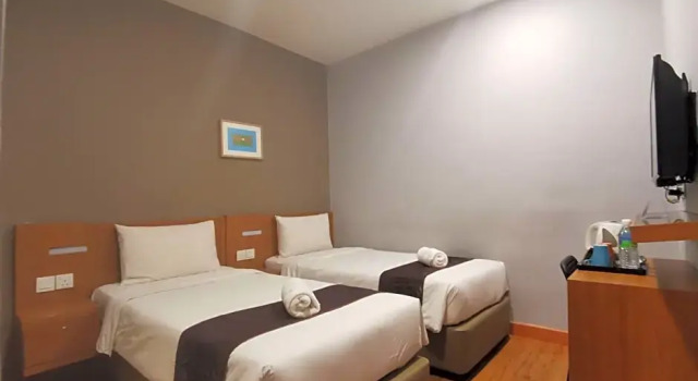 Номер Deluxe Hotel Ariana Iskandar