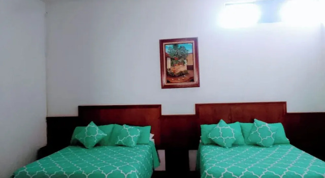 Четырёхместный номер Standard San Antonios Hotel