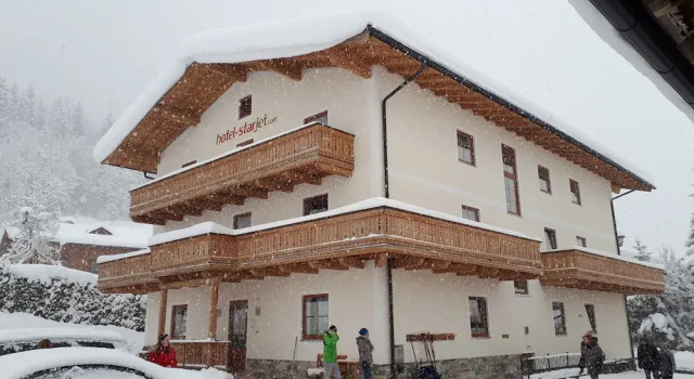 Hotel Starjet
