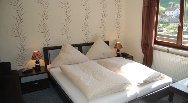 Номер Standard Hotel Grüner Baum mit Restaurant & Wellness