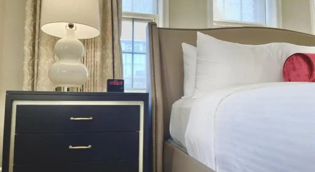 Номер Standard Henley Park Hotel