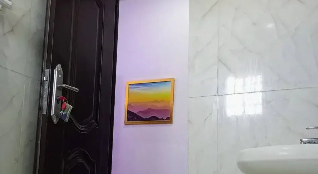 Апартаменты с 2 комнатами с балконом Lovely 2-bedroom Serviced Apartment With a Balcony