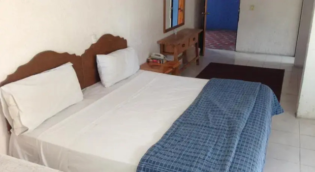 Hotel Suites San Juan, Забронировать Отель Чолула штат Пуэбла, рядом с Торговый центр Plaza San Diego