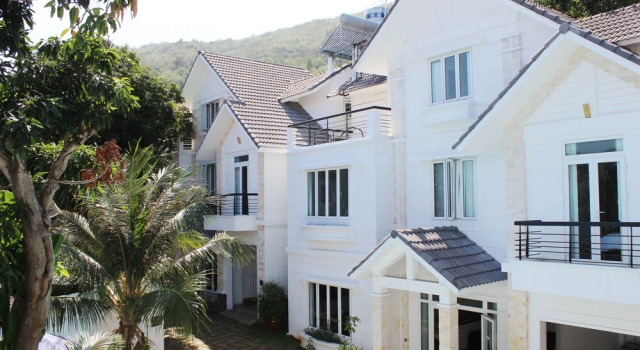 Viva Villa Vung Tau 4 Bedrooms, Забронировать Вилла Отели Вунгтау с парковкой, рядом с Статуя Иисуса Христа, Парковка