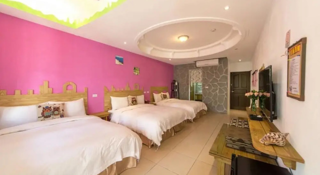 Семейный номер Standard с балконом Kenting central point star Bay Hotel