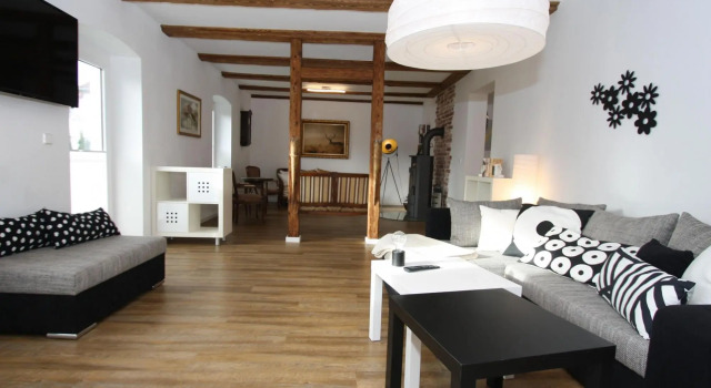 Charmante Ferienwohnung mit Kamin in Zarchlin, Boek Hotel Zarchlin Mecklenburg-Voor-Pommeren