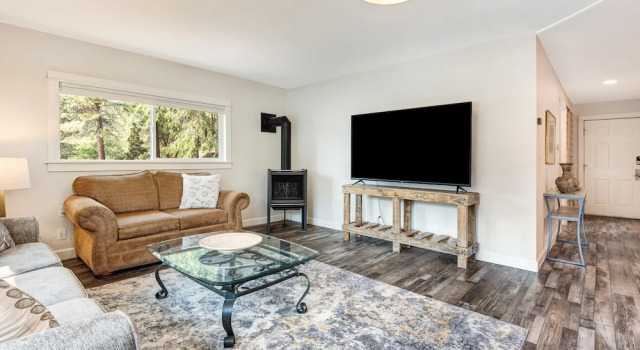 Коттедж Superior Bend Riverside Rentals
