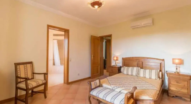 Villa - 4 Bedrooms with Pool and WiFi - 102546, Book Villa Villaer i Guia, Villa