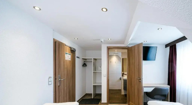 Двухместный номер Standard Central City Hotel