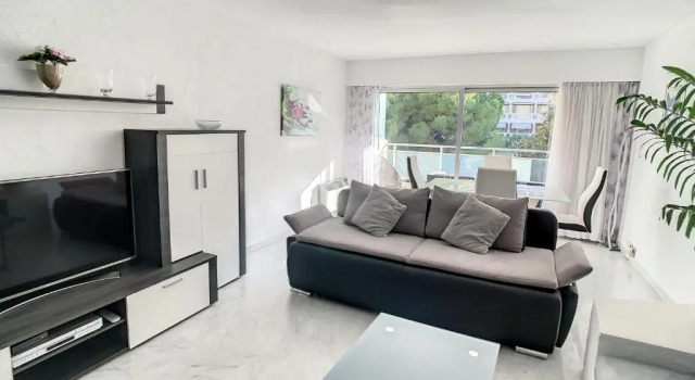 Апартаменты с видом на сад Appartements de Standing Cannes Centre
