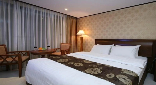 Двухместный номер Standard с балконом Orient Hotel & Resort