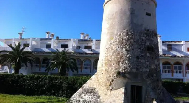 Apartment in Denia, 100 M From the Sea, Beach las Marinas. Wifi