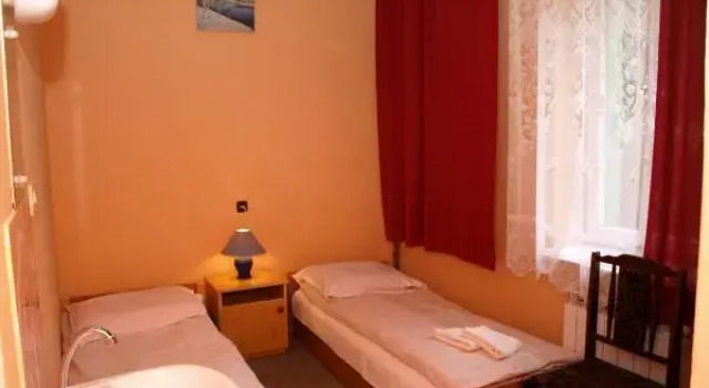 Hotelik nad Stawem, Réserver Hôtel Wola Ducka Mazovie