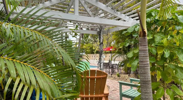 Вилла с 2 комнатами An Island Getaway at Palm Tree Villas