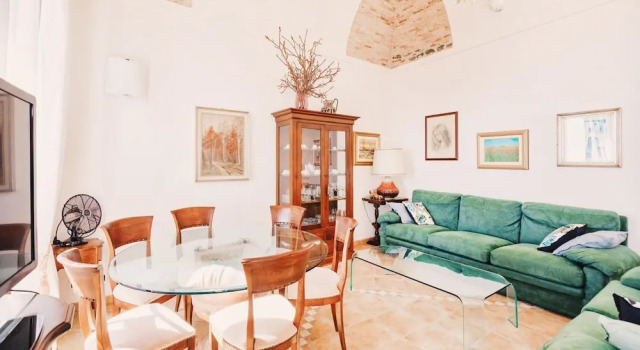 Апартаменты Appartamento Fronte Mare a Ospedaletti by Wonderful Italy