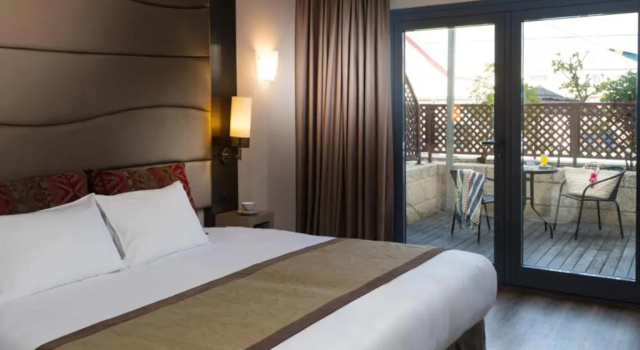 Superior- dobbelt værelse med altan Leonardo Hotel Jerusalem