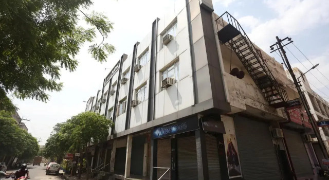 Capital O 41218 Hotel Nouva