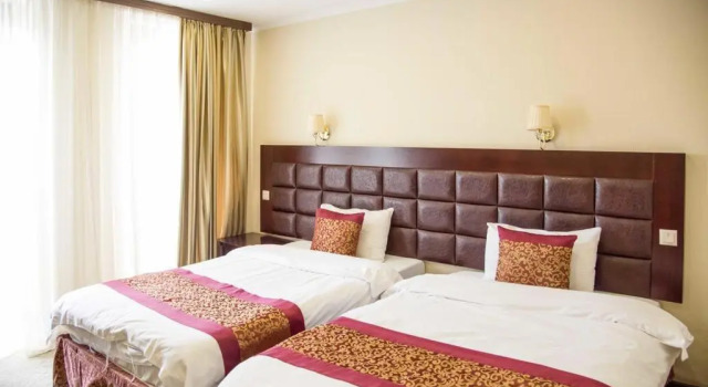 Mars Hotel 16 Vaja Pshavela Street