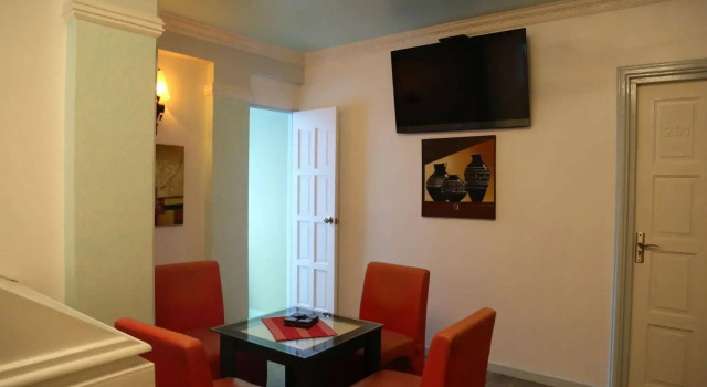Tour Rest Inn, Забронировать Отель Отели Мале с парковкой, рядом с National Football Stadium, Парковка