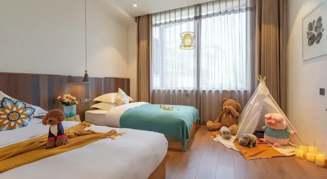 Двухместный семейный номер Standard Lijiang Snow Mountain Bengu Hotel (Shuhe Ancient Town Branch)