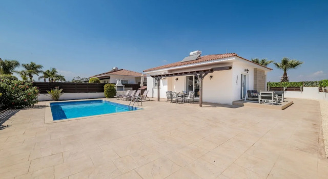 Вилла Sunrise Ayia Thekla Bungalow