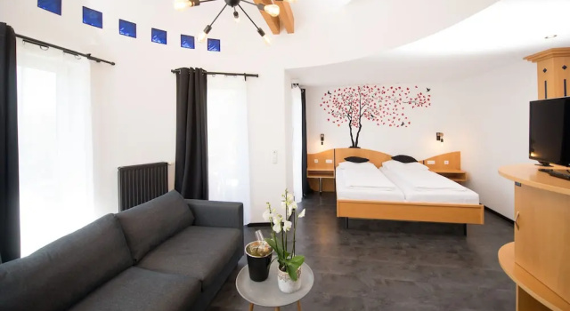 Одноместный полулюкс Berghotel Kristall