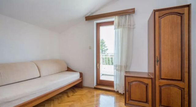 Apartment Fuma St.Georges-de-Montclard 18265