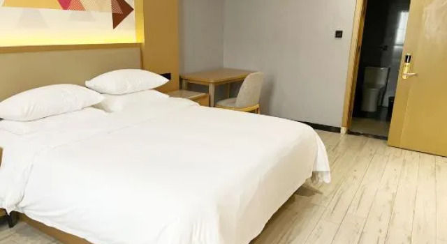 Люкс Deluxe Jinhua Hot Spring Hotel