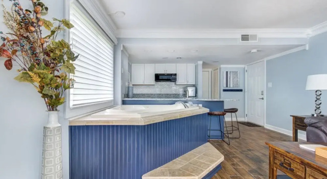 Tucked Inn 2101 by Jackson Mountain Rentals, Забронировать Отель Отели Гатлинберг с бассейном, Бассейн