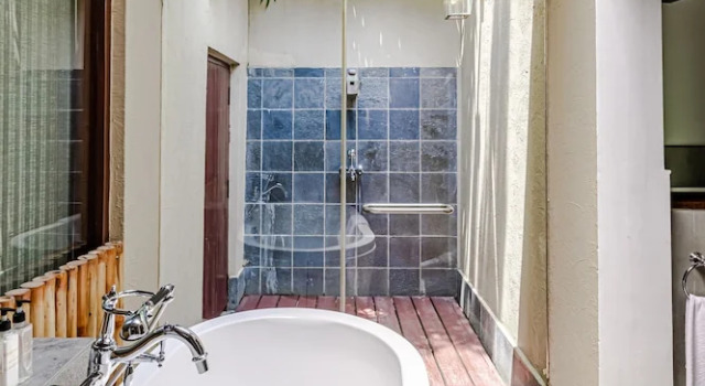 Люкс Meghauli Serai, A Taj Safari Lodge