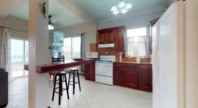 Suite H103 @ Mara Laguna, Book Hotel Hotels in Belize Province with Parking, Parking